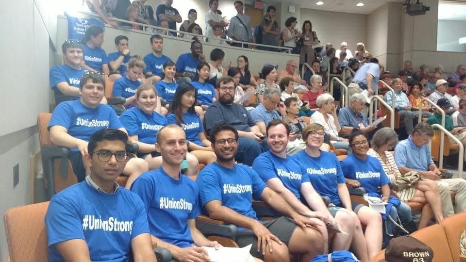 Graduate teaching and research assistants at Brown vote to unionize