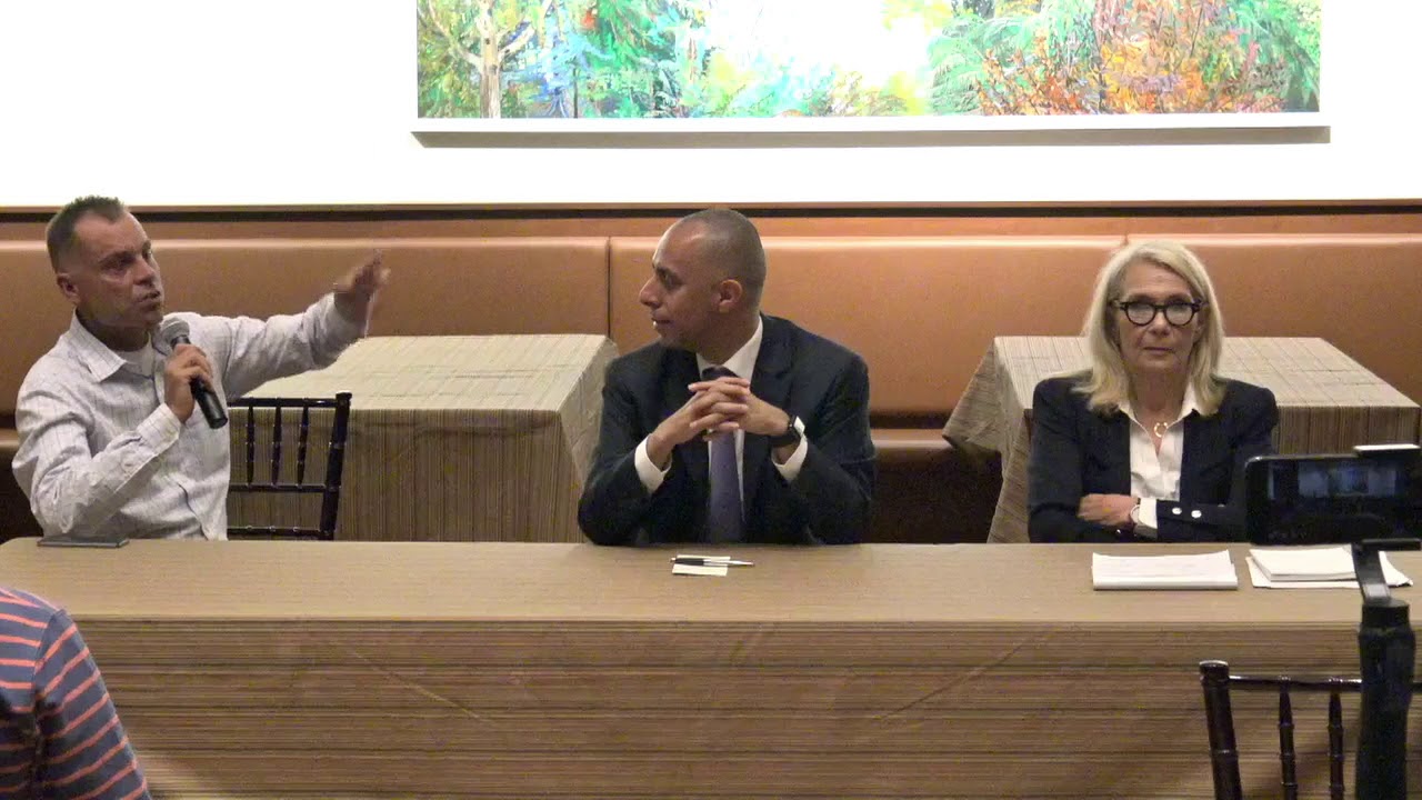 2018-10-09 Providence Mayoral Debate 19