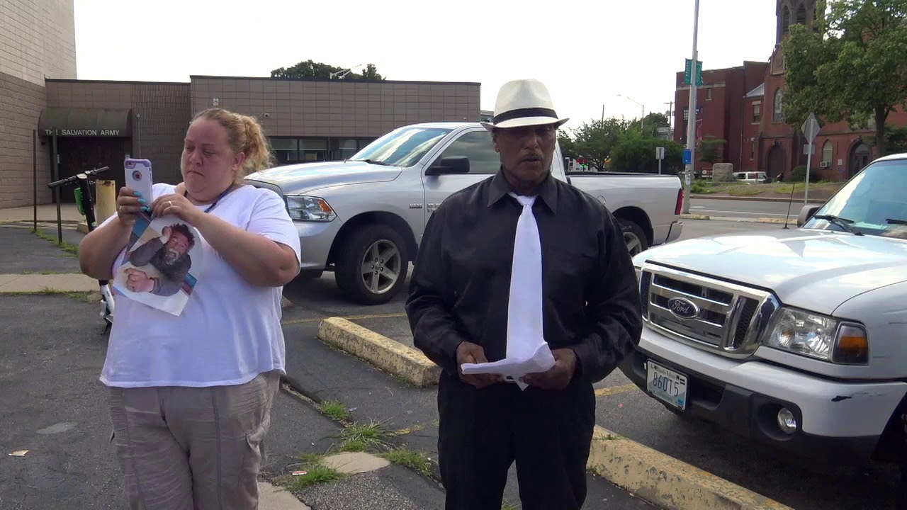 2019-07-12 Homeless Vigil 01