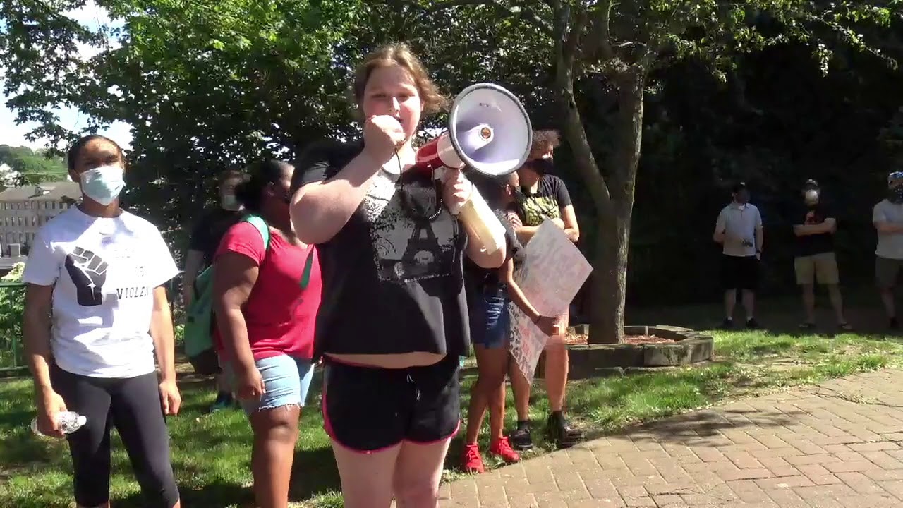 2020-06-12 Woonsocket BLM 08