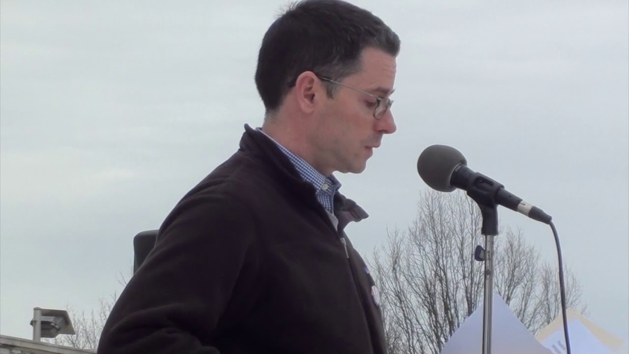 2018-02-24 No President is Above the Law 07