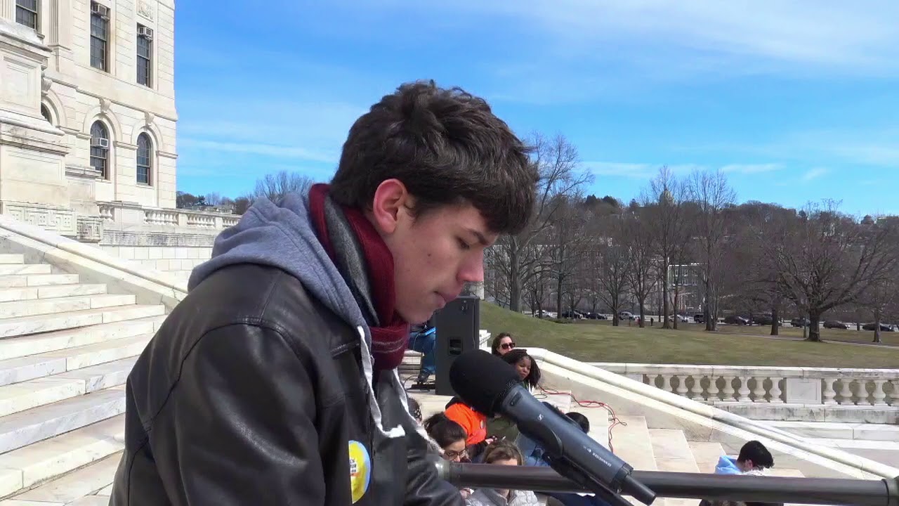 2019-03-23 March for Our Lives RI 03