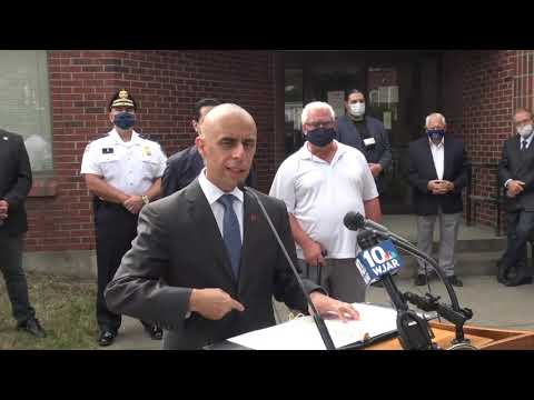 Providence Mayor Jorge Elorza announces gun buyback program