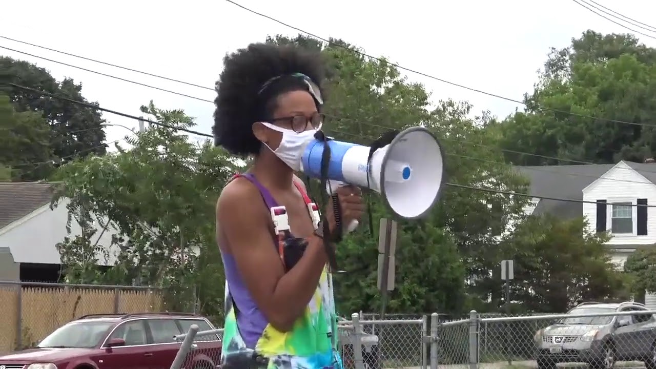 Cleaning Up our Streets to Defund the Police 02