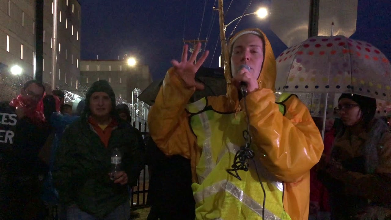 Never Again Action returns to the Wyatt Detention Facility 10/21