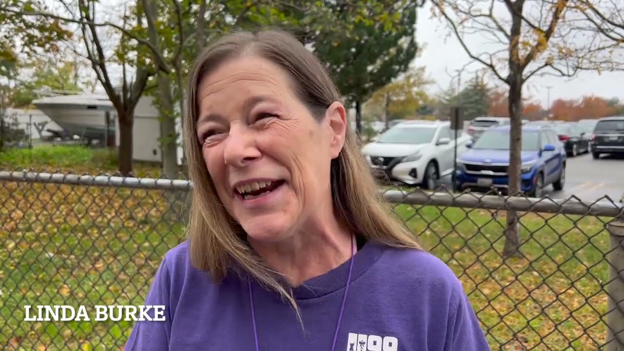 Linda Burke SEIU 1199 NE Informational Picket 2022-11-01
