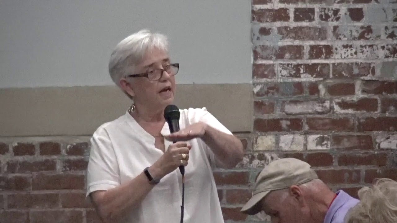 2018-08-06 Matt Brown Hosts Restore Our Pensions Town Hall 05