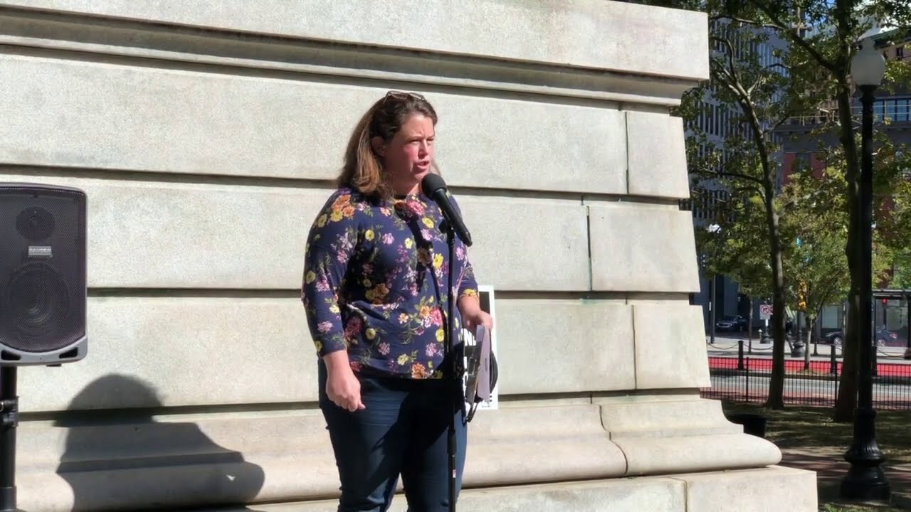 RIers tell Senators Reed & Whitehouse: Stop Trump's Supreme Court appointee RBG 03 Liz Gledhill