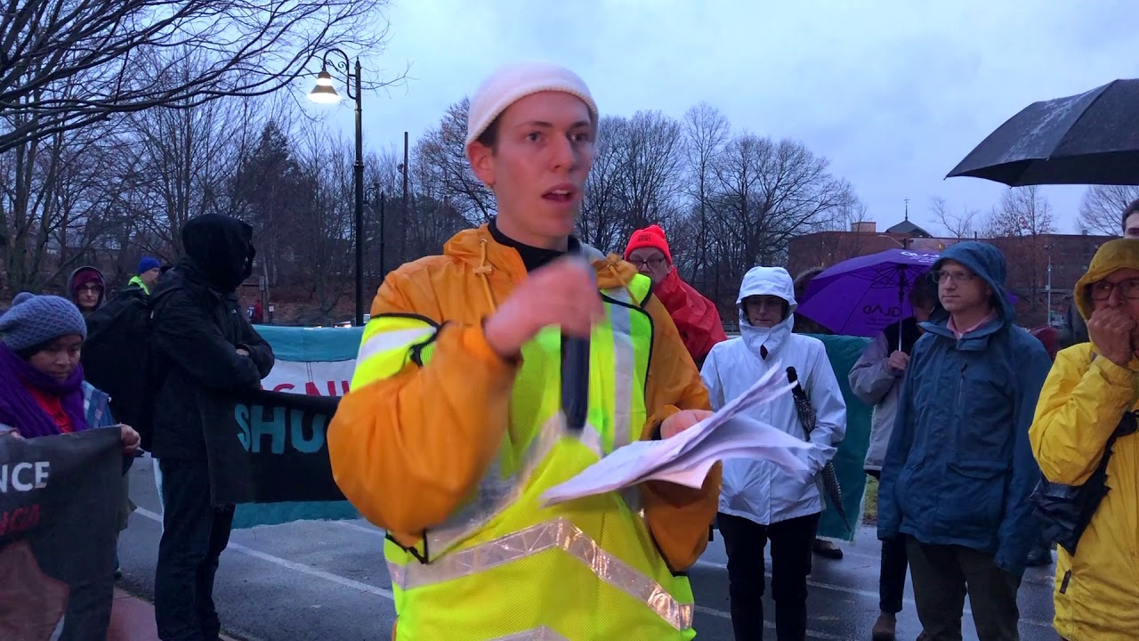 Never Again Action returns to the Wyatt Detention Facility 4/21