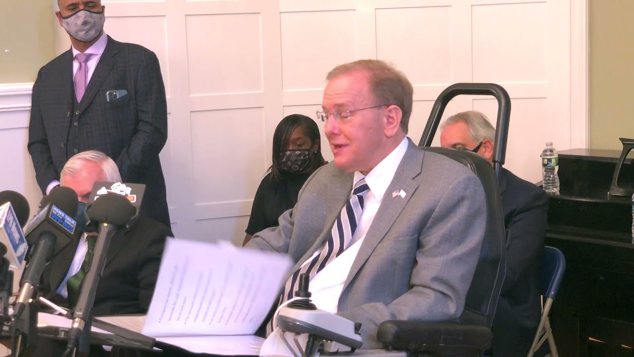 RI Congressional Delegation on Gun Violence 04