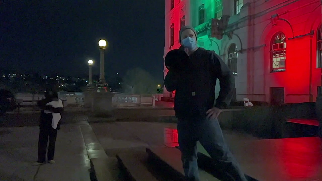 Christmas Tree Lighting 02  Mendes Protest -