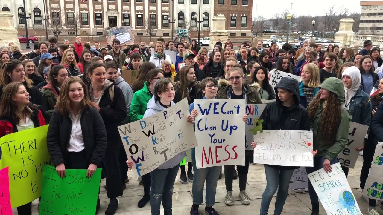 2019-03-15 Youth Climate Strike RI 12