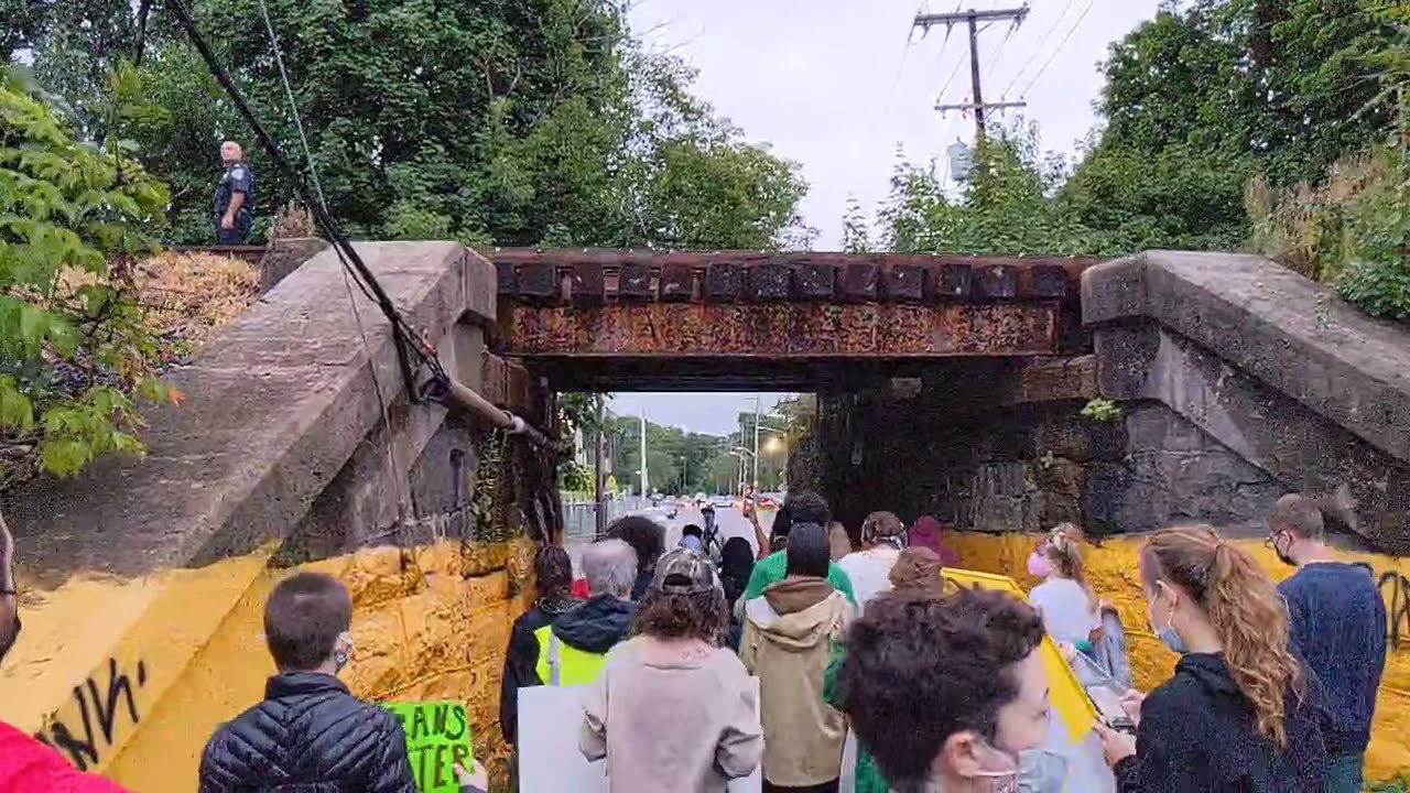 Rally at the Wyatt to Remember Hiu Lui Ng and Uplift Those Inside
