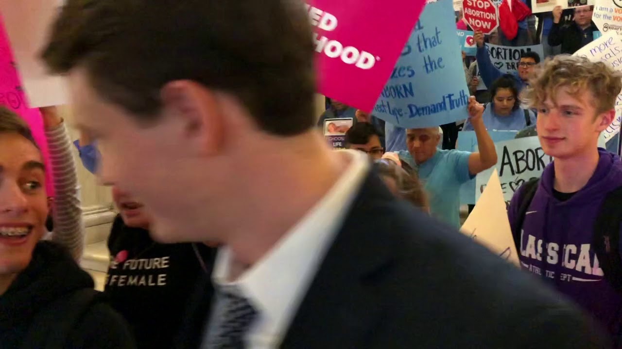 2019-05-23 State House Repro Choice 06