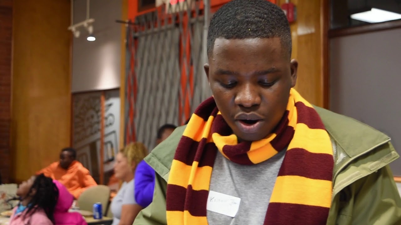 2017-12-11 Refugee Dream Center Children's Library 04