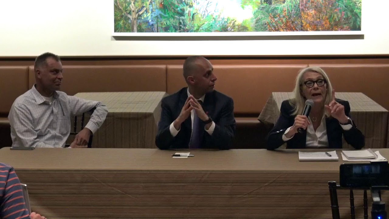 2018-10-09 Providence Mayoral Debate 18
