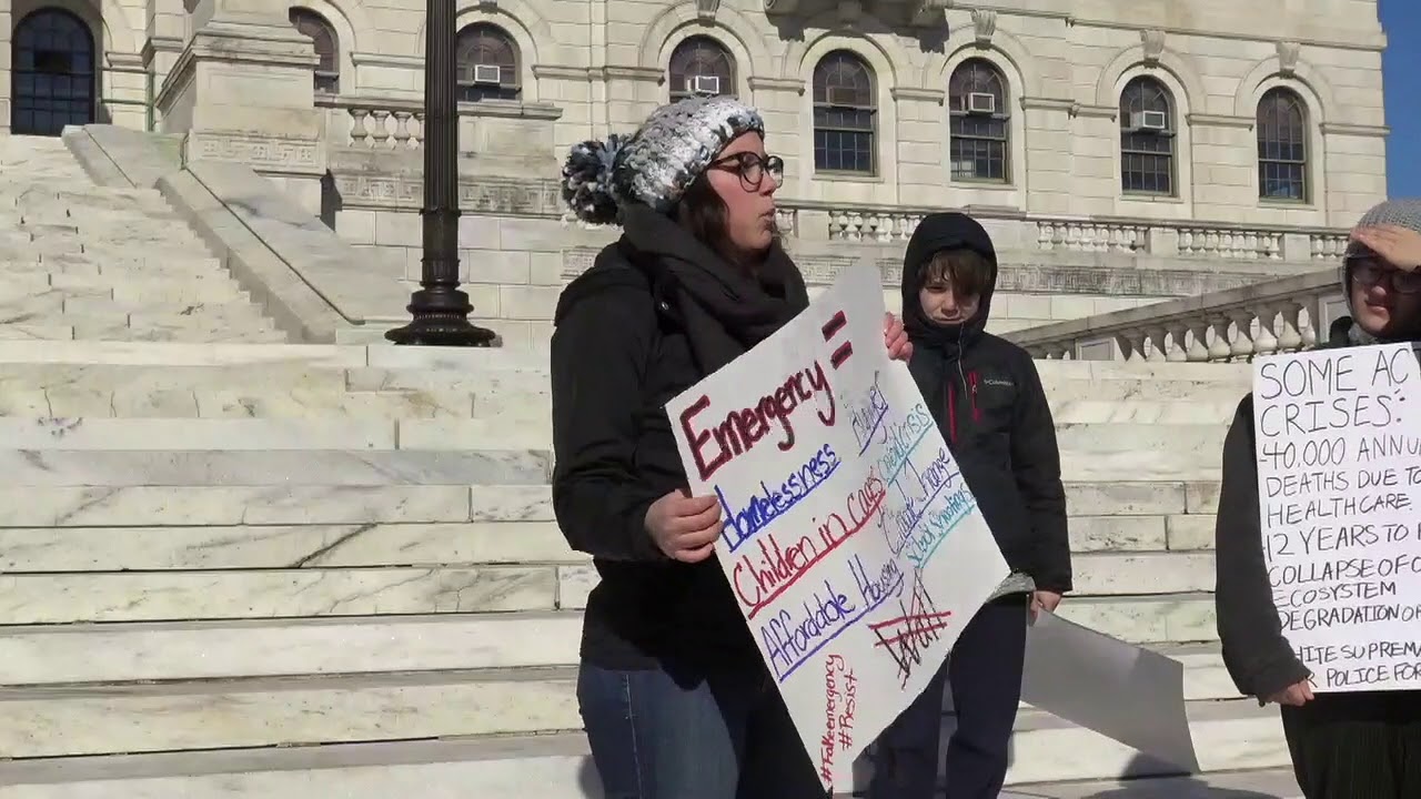 2019-02-16 anti-Trump Rally 04