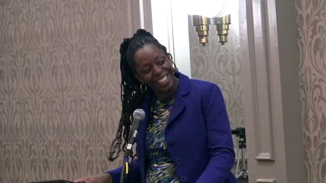 2019-04-11 Mona Hanna Attisha 01