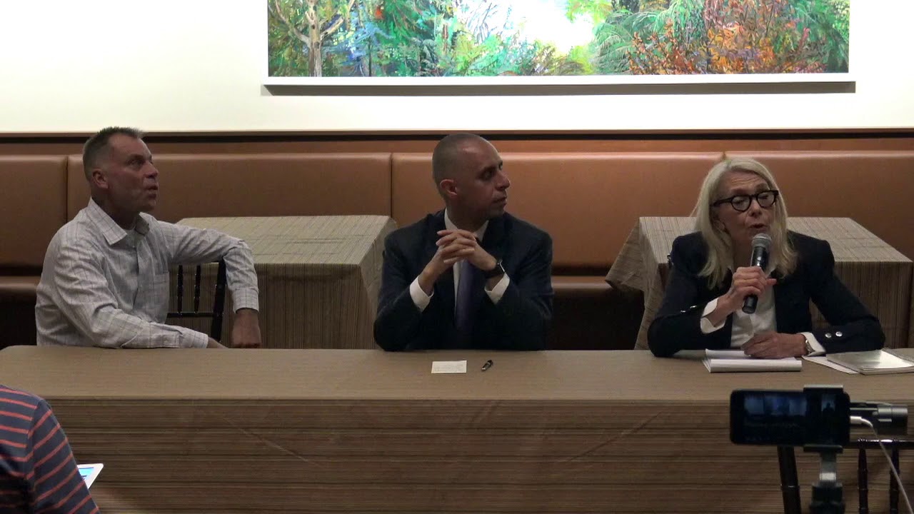 2018-10-09 Providence Mayoral Debate 08