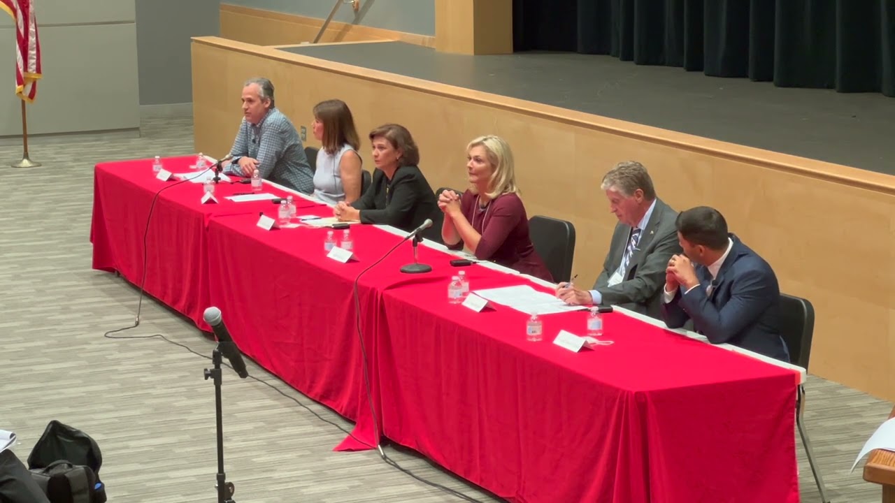 Senior Forum 23