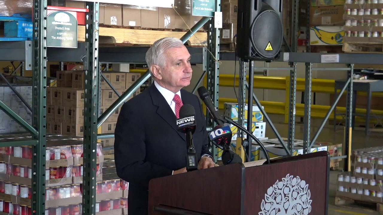 2019-11-25 RI Food Bank 02