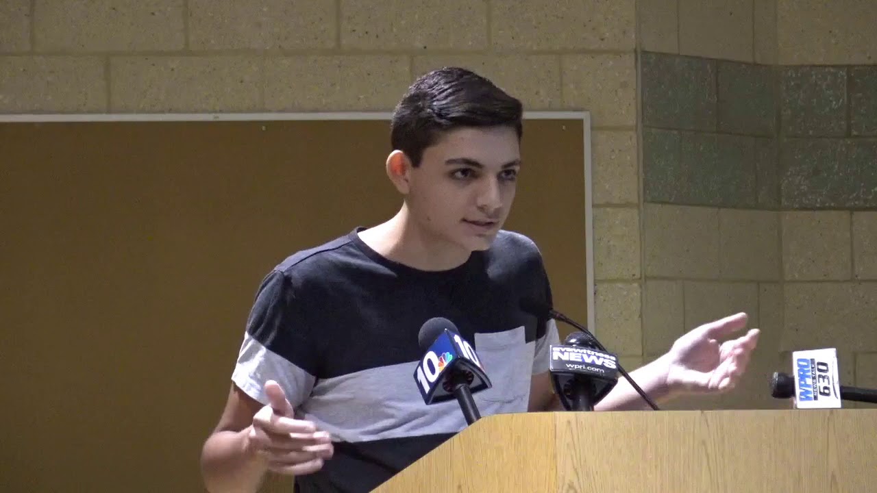 2018-09-17 North Smithfield anti-Nike 22