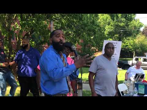 Community march on Nonviolience Inst 06