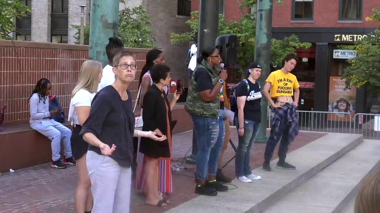 2019-08-31 Straight Pride? 03