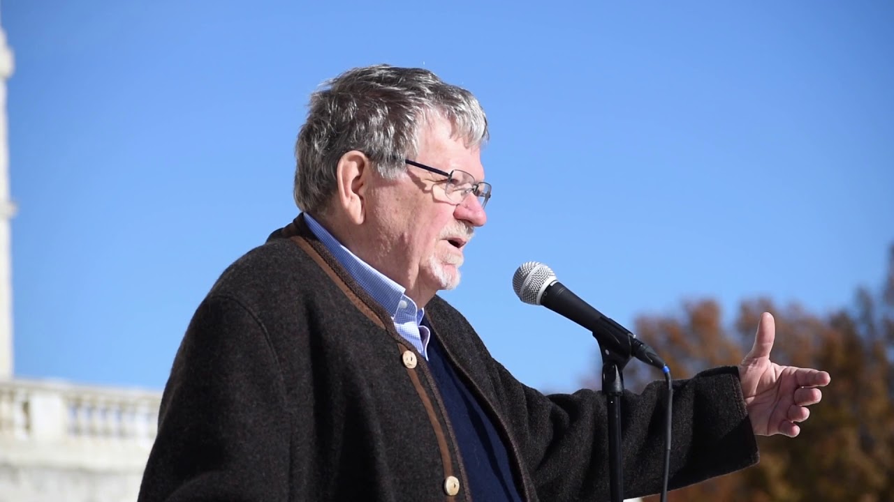 2017-11-25 Kill the Trump Tax Scam Rally 06