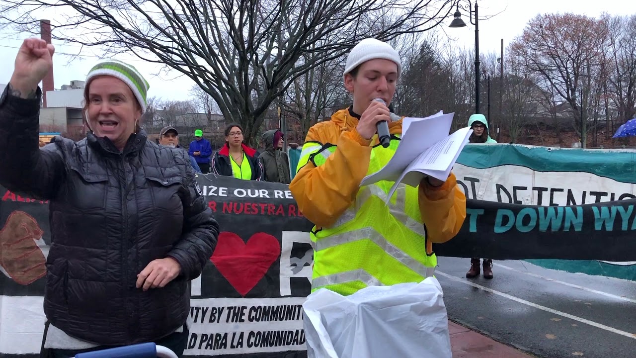 Never Again Action returns to the Wyatt Detention Facility 1/21