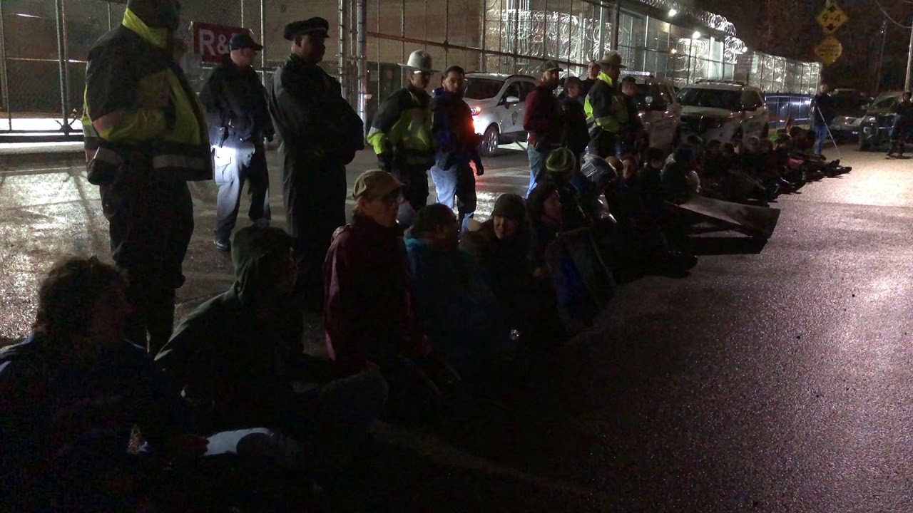 Never Again Action returns to the Wyatt Detention Facility 16/21