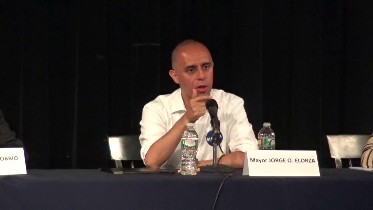 2018-09-04 PVD Mayoral Debate 16