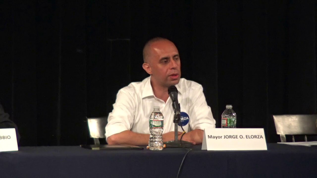 2018-09-04 PVD Mayoral Debate 23