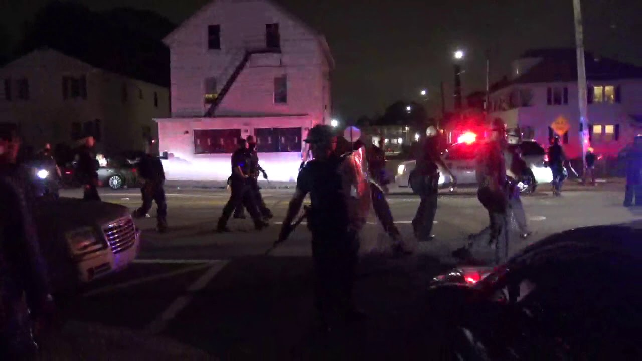 Police confront protesters at PVD-Cranston border 03