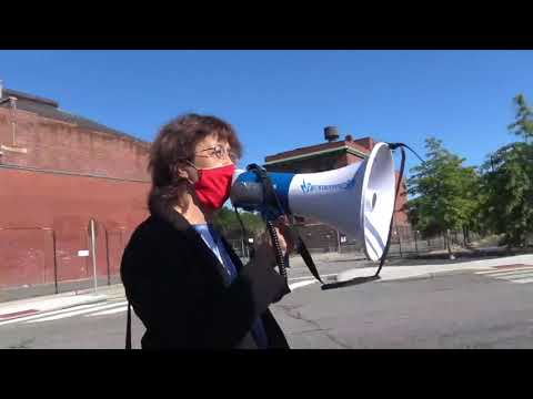 Opponent's march against Raimondo's plan to break up Kennedy Plaza 04 Gloria La Riva