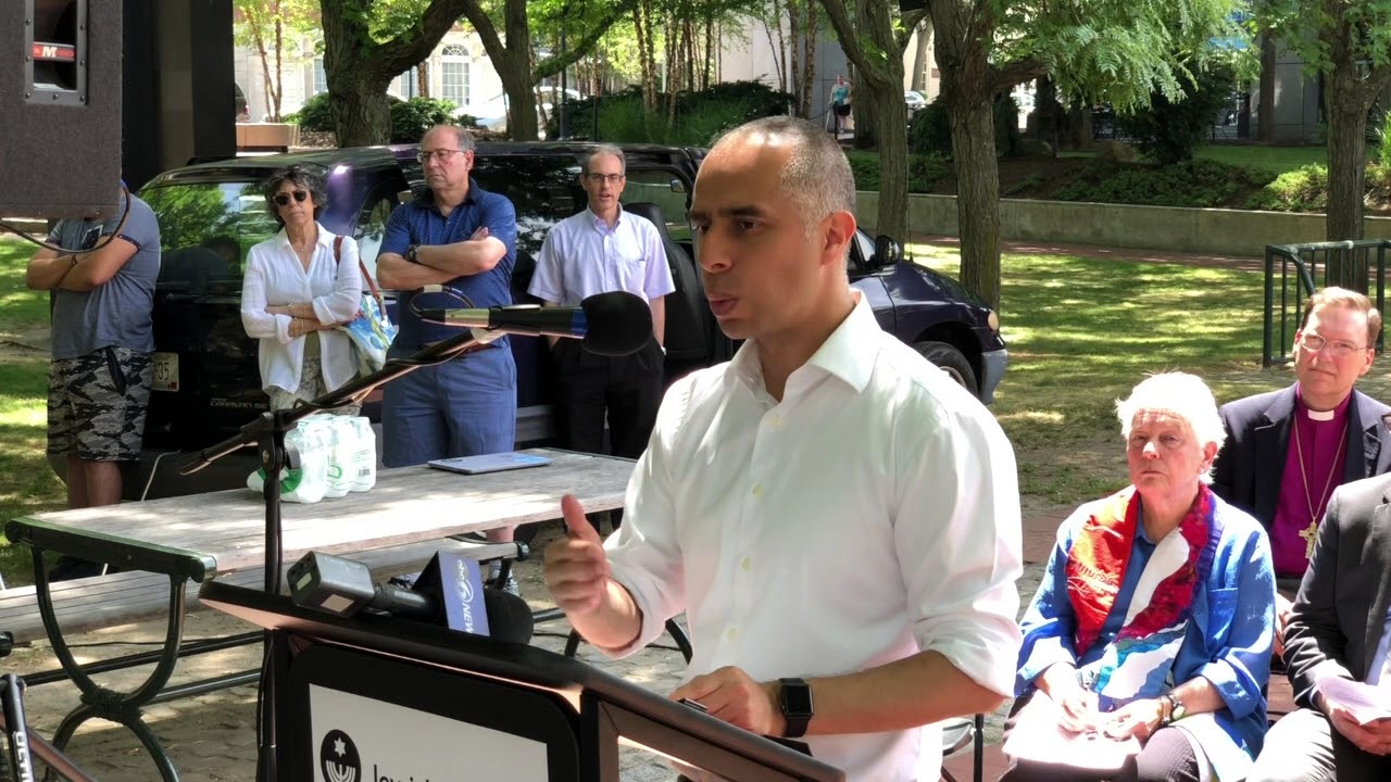 2018-06-22 Interfaith Leaders on Border Separations 04