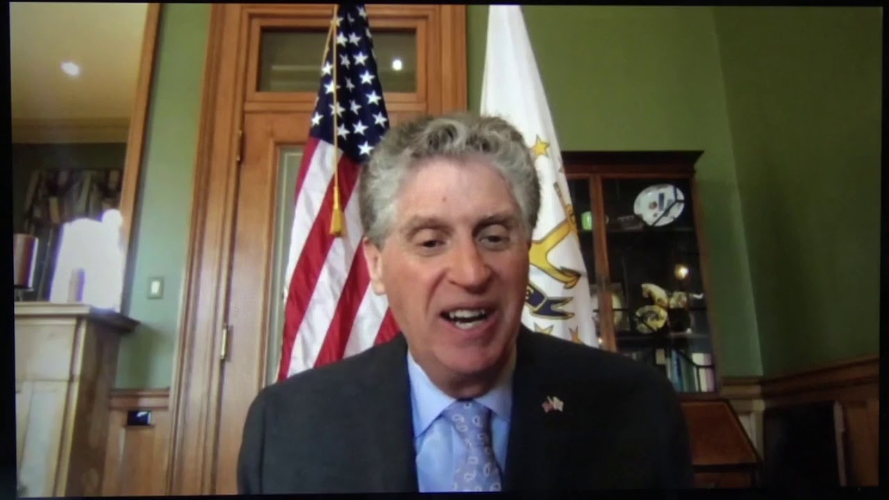 Governor McKee Meets with Staff and State Agency Directors at March 3rd Press Conference