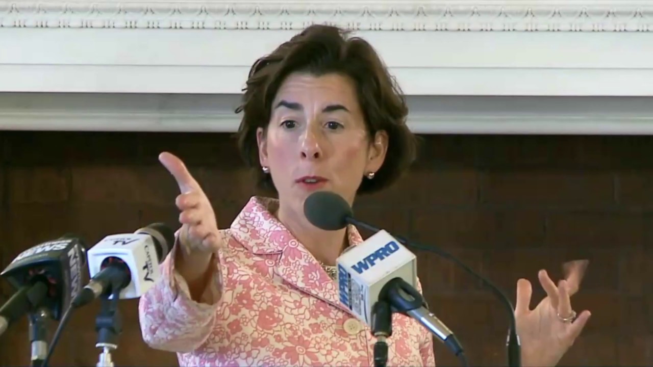 2018-06-18 DACA License bill signing 03