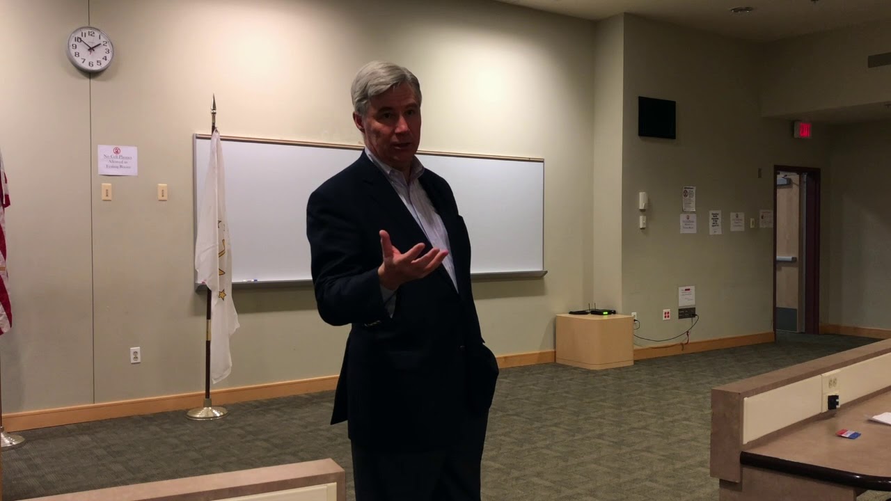 2018-04-29 Sheldon Whitehouse Town Hall CCRI in Warwick