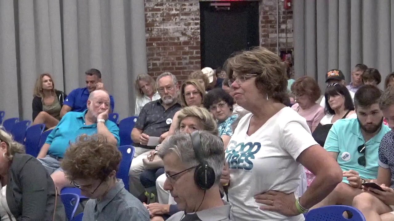 2018-08-06 Matt Brown Hosts Restore Our Pensions Town Hall 19
