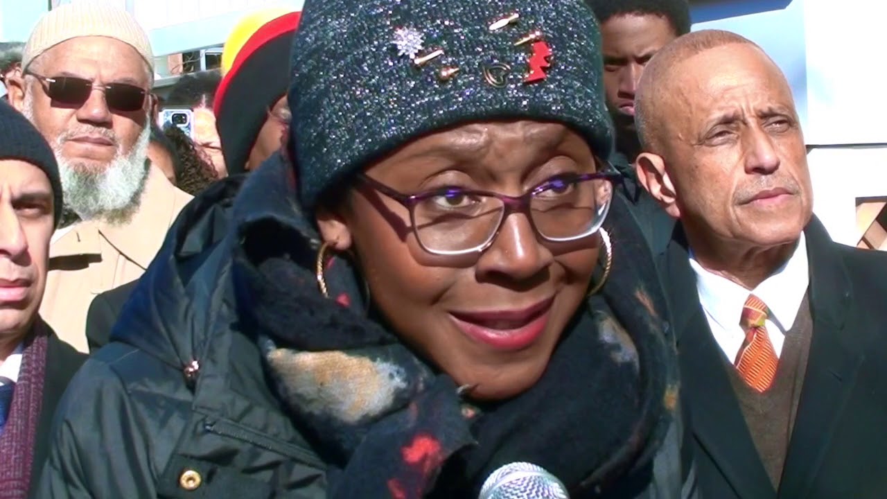 Mya Angelou's Still I Rise - read by Nirva LaFortune