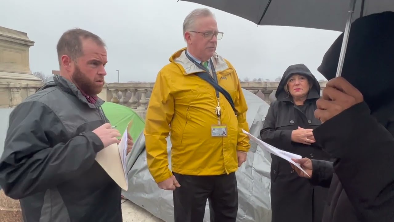 Ri Governor McKee staffers issue eviction notices to State House homeless encampment