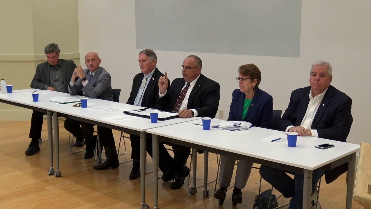 2019-05-06 Sakonnet Region Legislative Meet and Greet 33