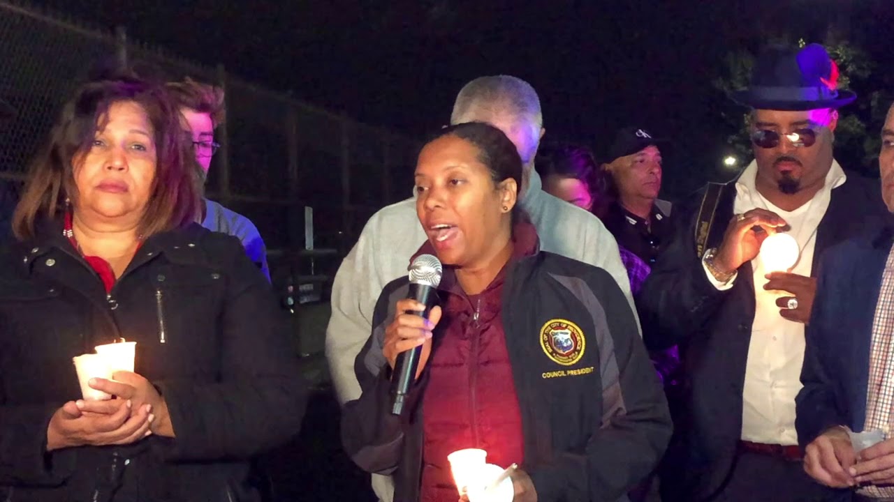 2019-10-06 Candlelight Vigil 04