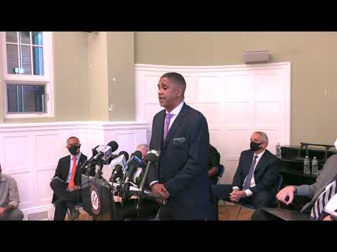 RI Congressional Delegation on Gun Violence 01