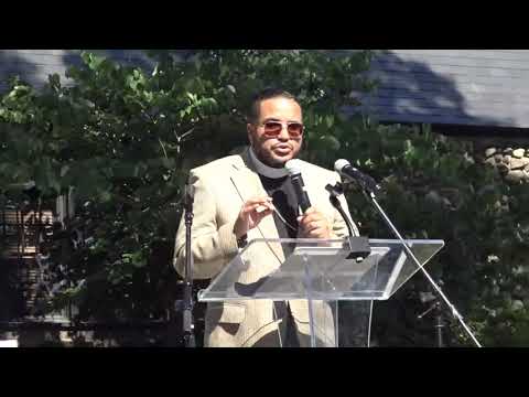The rally for Black lives gets loud in Barrington 06 David Nunez