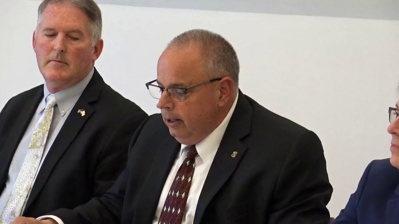 2019-05-06 Sakonnet Region Legislative Meet and Greet 03