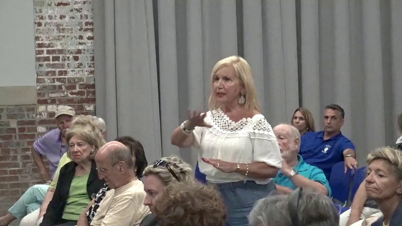 2018-08-06 Matt Brown Hosts Restore Our Pensions Town Hall 16