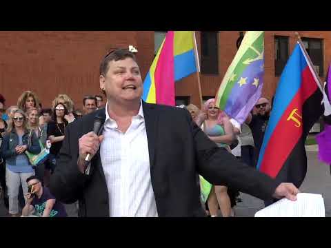 2019-06-02 Pride Tobin Protest 06