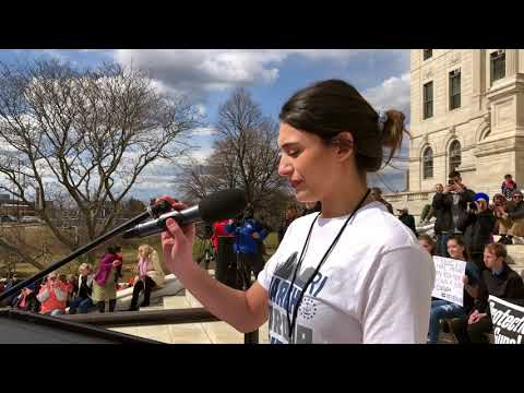 2018-03-24 March for Our lives RI 01